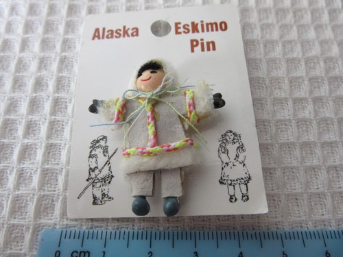Alaska eskimo rare pin badge - alaska,