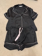 Black satin pyjama set. Size