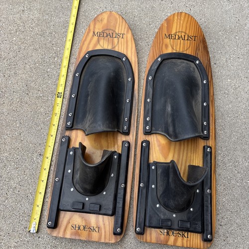 Medalist shoe ski - medalist, vintage