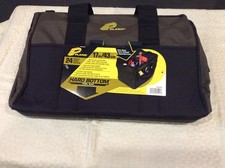 Plano 17in/43cm 24Pockets Hard