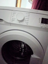 BUSH Washing Machine WMSAE612W