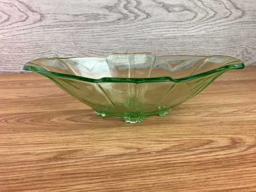 Art deco green glass - deco,