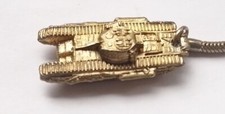 VINTAGE Retro Metal Keyring Key Ring Iconic Military Tracked Vehicle Tank 