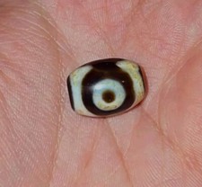 Tibetan Agate Dzi Bead