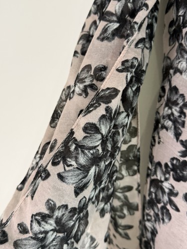 Dusky pink black - pink,, grey