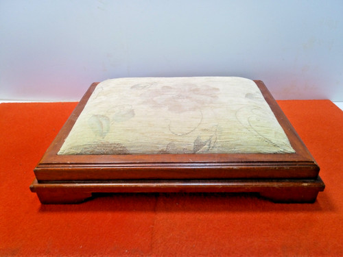 Vintage style foot stool - foot,