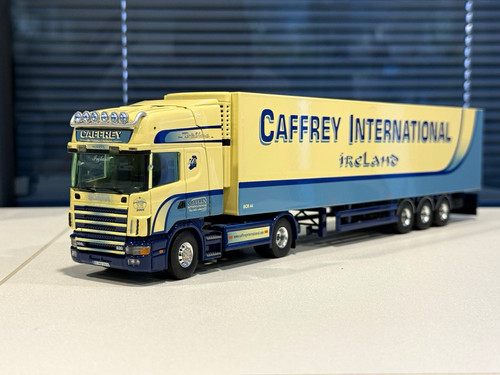 Scania diecast tractor - 1:50,