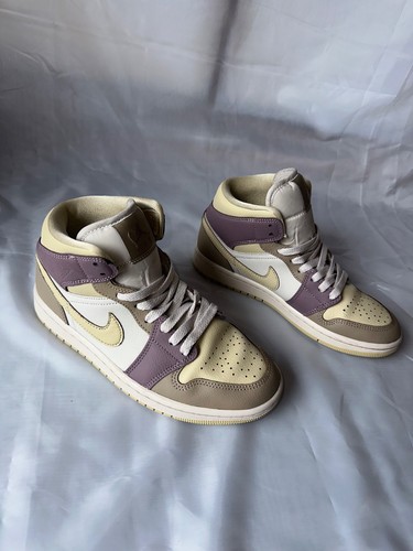 Nike air jordan mid - 1,