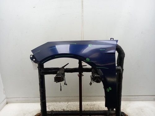Ford focus left front - left, wing