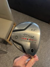 Titleist 905R Driver 9.5 Degree Right Handed Regular Flex Shaft Good Condition