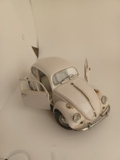 FRANKLIN MINT PRECISION '1967 VW BEETLE' CREAM. 1:24. VINTAGE. ORIGINAL. GOOD.