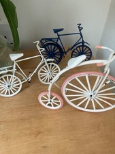 Model Bicycles x 2 and Penny Farthing - suitable for large Dolls house garden