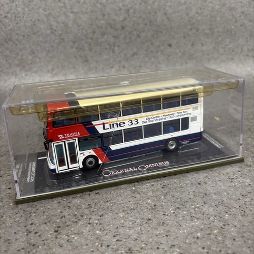 Corgi model bus om41203 travel - bus,