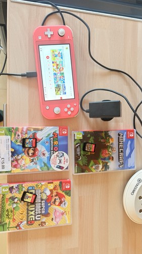 Nintendo switch lite - nintendo,