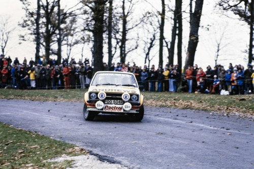 Russell brookes paul white - paul,