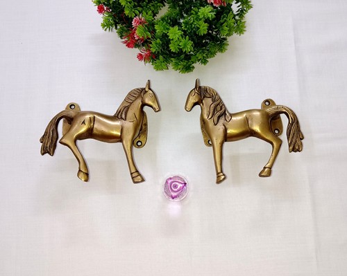 Horse male female couple door - horse,