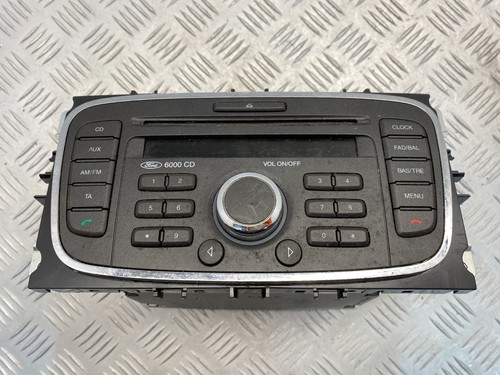2010 ford focus radio - ford,