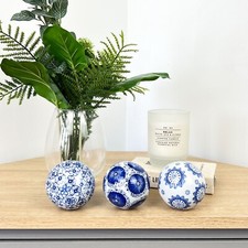 Modern Ornament for Living