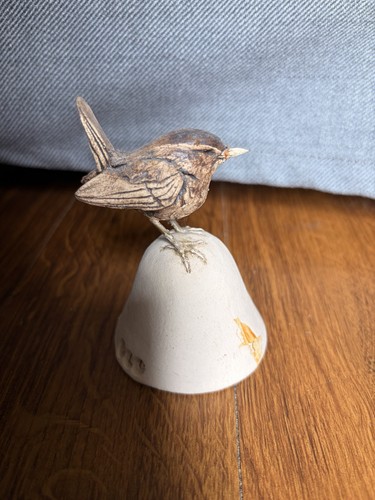 Wren dome julie - on,
