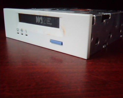 Scsi dat tape drive ibm - drive, conner