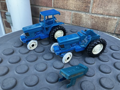 Britains ford tw20 7710 pair - 7710,