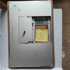 Apple PowerBook G4 (17-inch) A1085 Base Cover & Heatsink,Fans, Battery connector