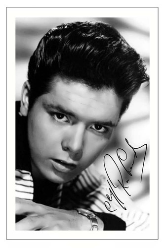 Cliff richard signed autograph - cliff,