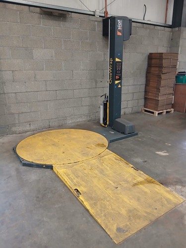 Pallet wrapping machine - pallet,
