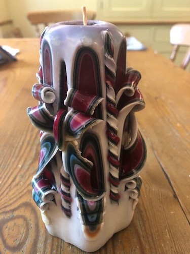 Hand carved candle cm - hand,