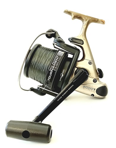 Vintage fishing reel daiwa - fishing,