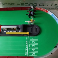 Peers Hardy Horse Racing Derby