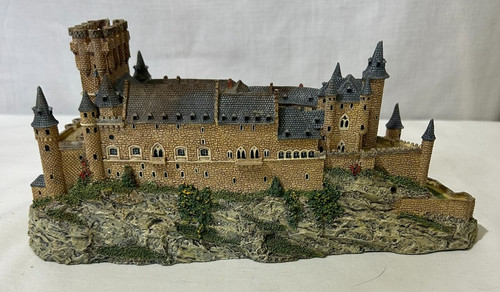 Danbury mint enchanted castles - danbury,