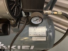 25 Litre Oilless Silent Air