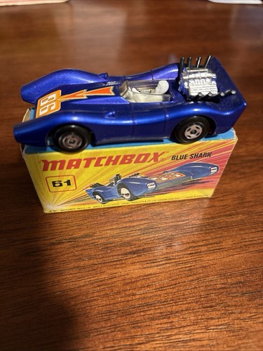 Matchbox blue shark 61 - matchbox,