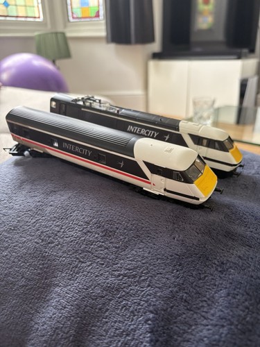 Hornby gauge class and - oo,