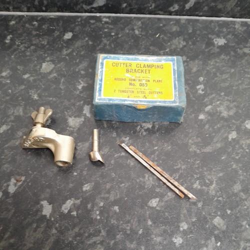 Record number 050 - 050, cutter