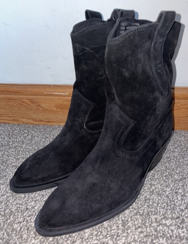 Fabulous black suede leather - black,