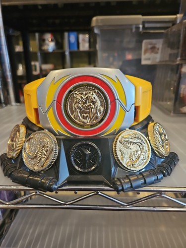 Mighty morphin power rangers - mighty,