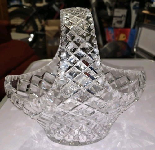 Cut glass crystal basket - 8",