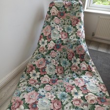 True Vintage Sanderson "Ascot"