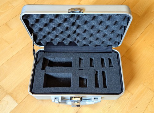 Vanguard aluminium case 36cm - aluminium,