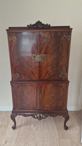 Bridgecraft cocktail cabinet