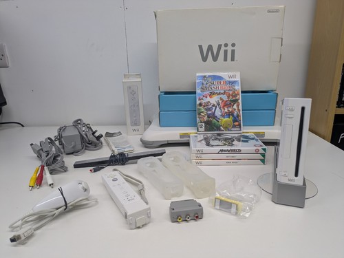 Nintendo wii white boxed - wii,