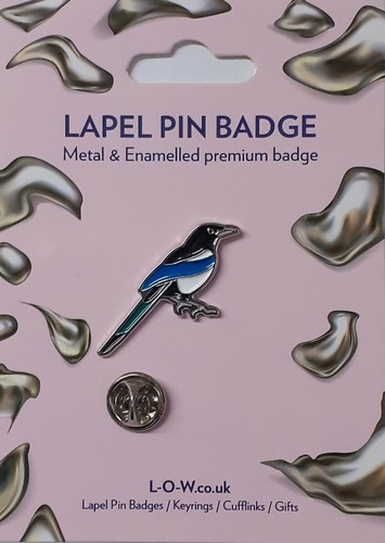 Magpie bird novelty - magpie, lapel