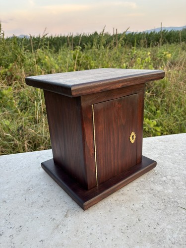 Chestnut wood tabernacle - wood,
