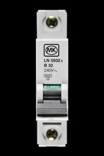 MK 32 AMP CURVE B 6kA MCB