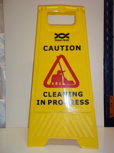 Professional wet floor - wet,
