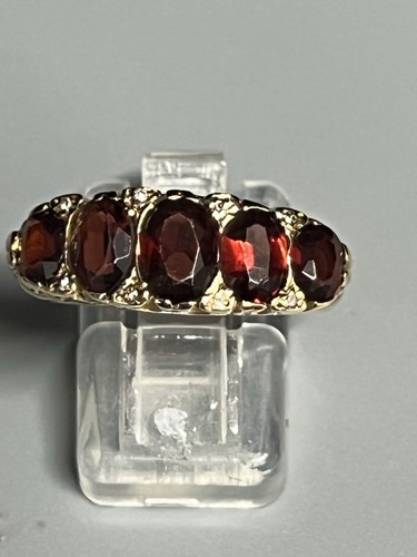 9ct gold stone - 9ct, 5