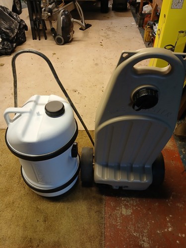 Waterhog water carrier - water, carrier/