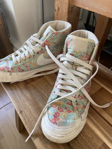 Nike liberty london - nike, 2011